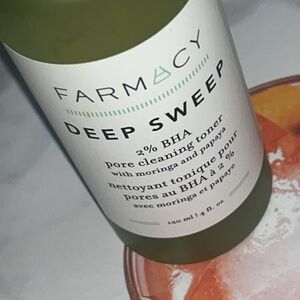 🧖🏼 • 🪞 Farmacy x Deep Sweep x Face Vibes 🪞•🧖🏻‍♂️